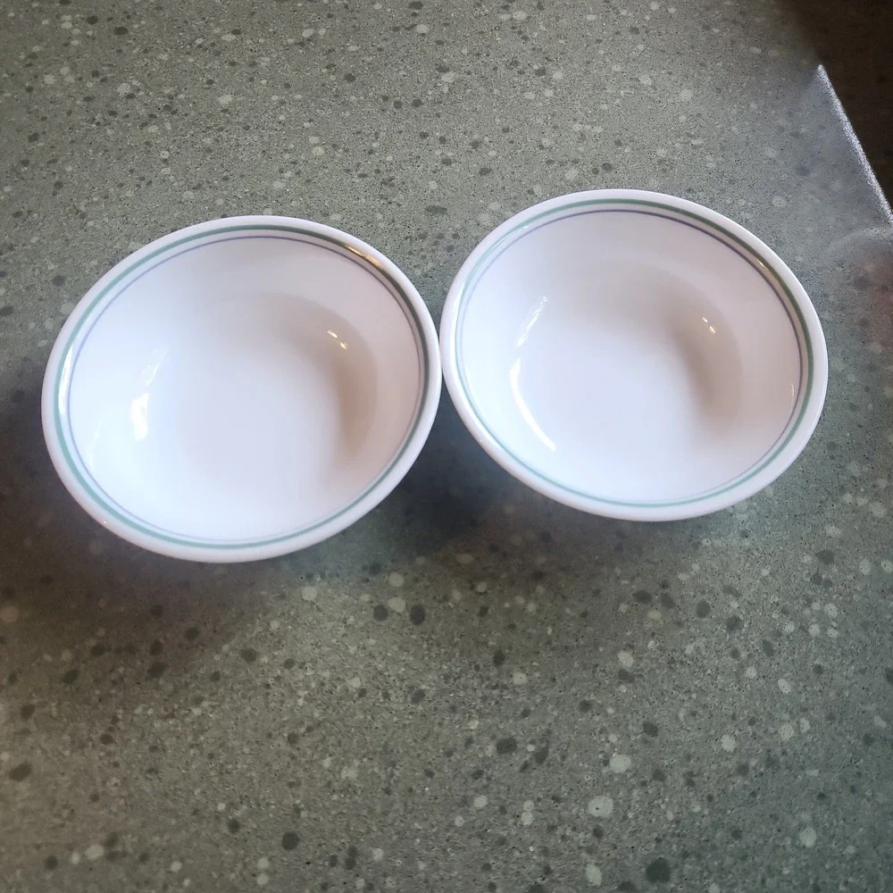 Corelle Country Cottage Set of 2 Berry/Fruit Bowls 5.25